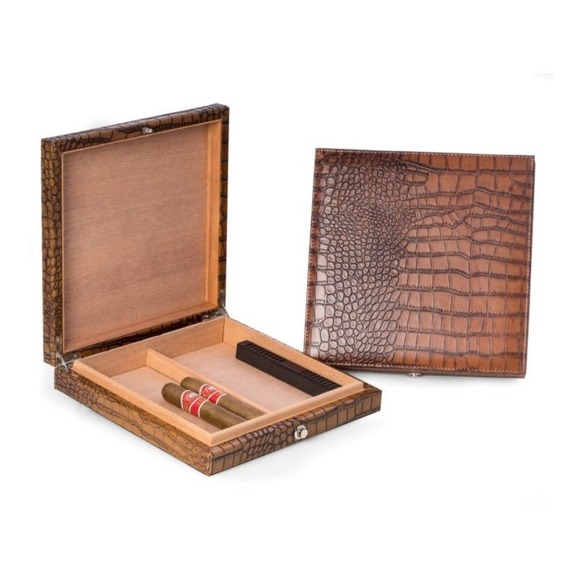 Bey Berk Genuine Leather Croco Embossed Cigar Humidor Box Brown